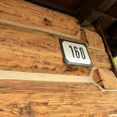 Casa de Férias Drevenica Luki