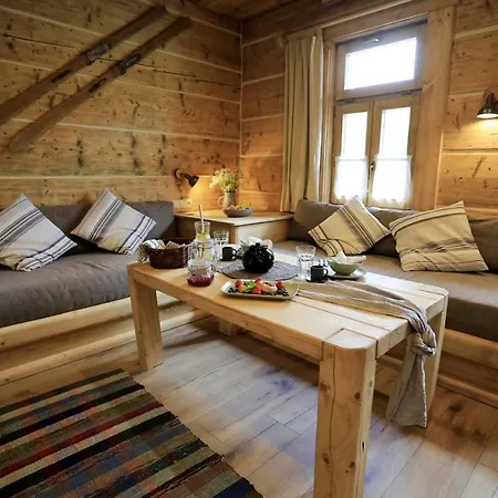 Holiday home Drevenica Luki